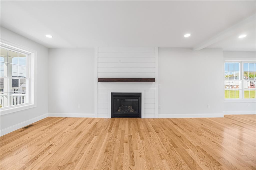 200 St Louis Avenue Property Photo 2