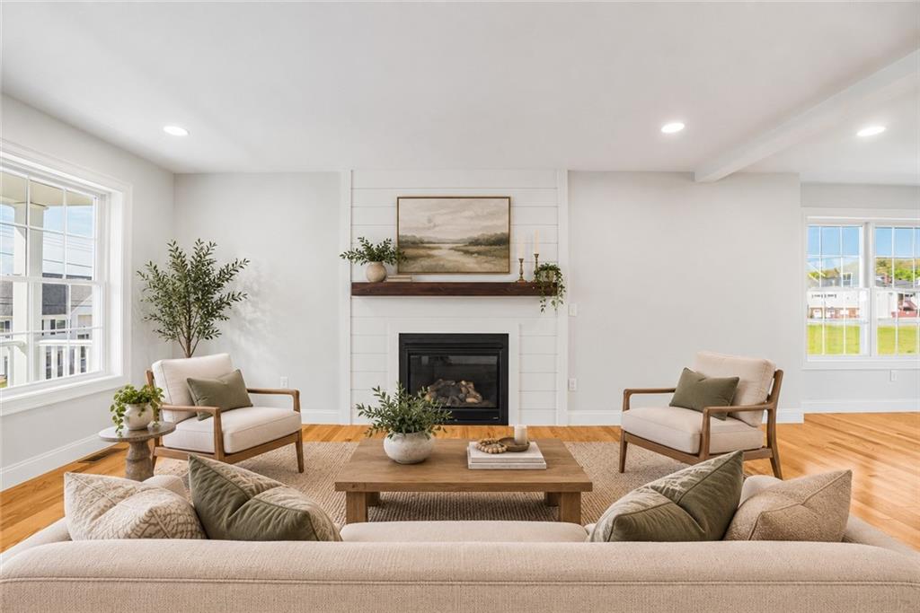 200 St Louis Avenue Property Photo 3