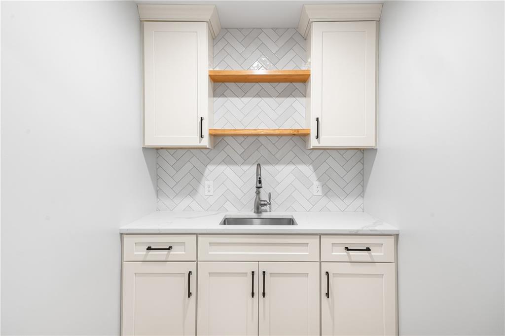 200 St Louis Avenue Property Photo 16