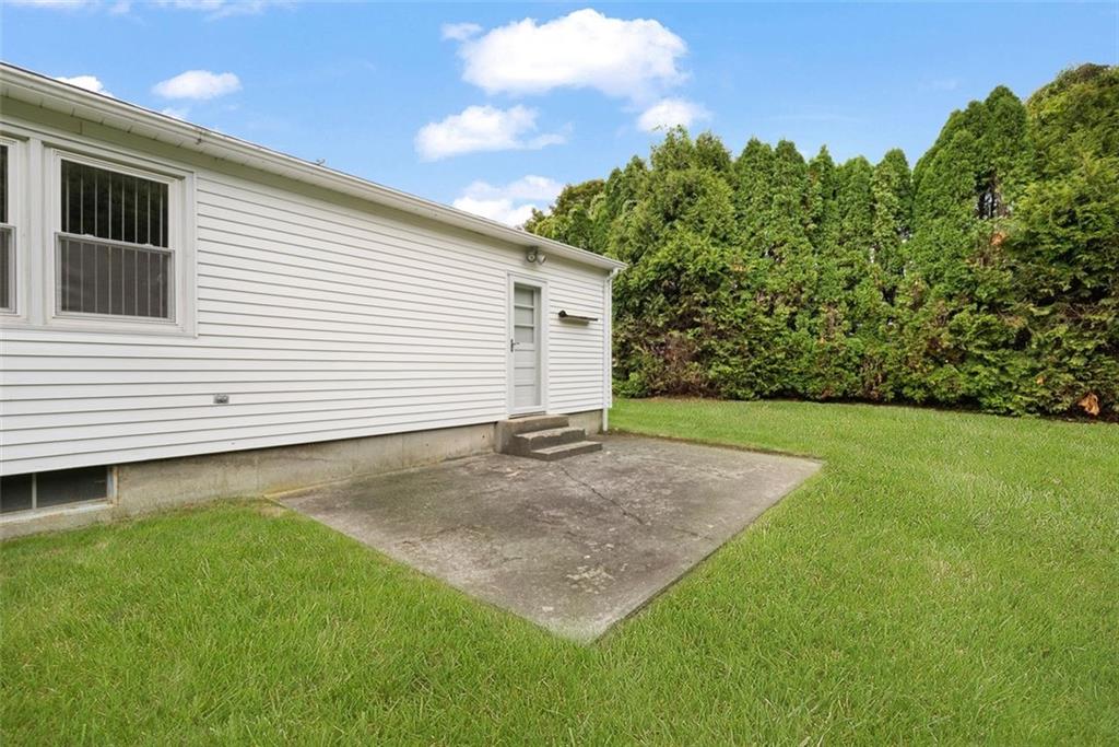 291 Old County Road Property Photo 33