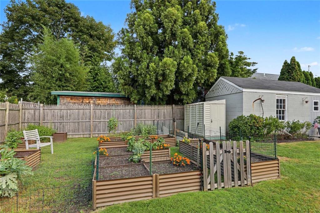 164 Church Street Property Photo 41