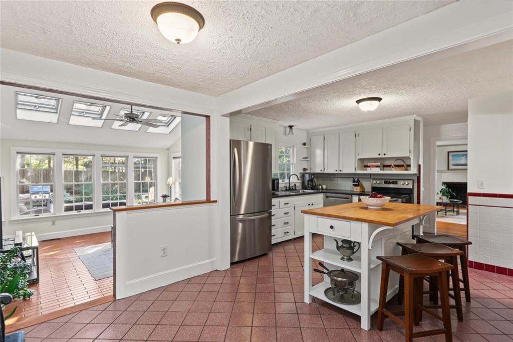 10 Milton Road Property Photo 7