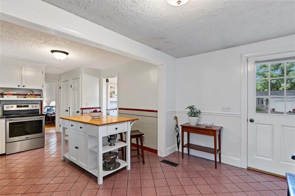 10 Milton Road Property Photo 10