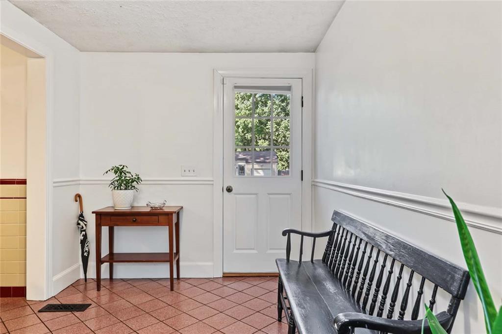 10 Milton Road Property Photo 11