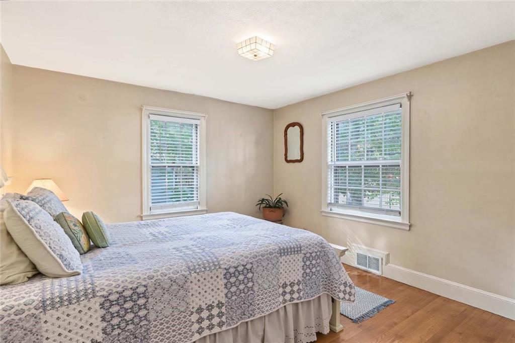 10 Milton Road Property Photo 23