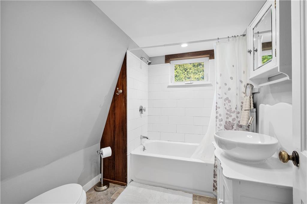 10 Washington Street Property Photo 12