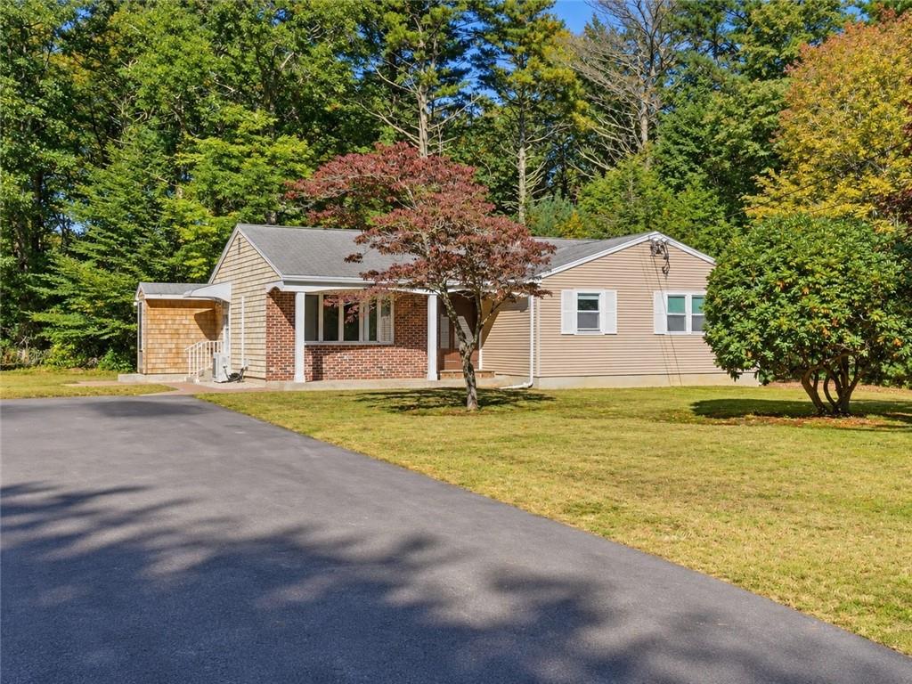 19 Crestwood Drive Property Photo 1