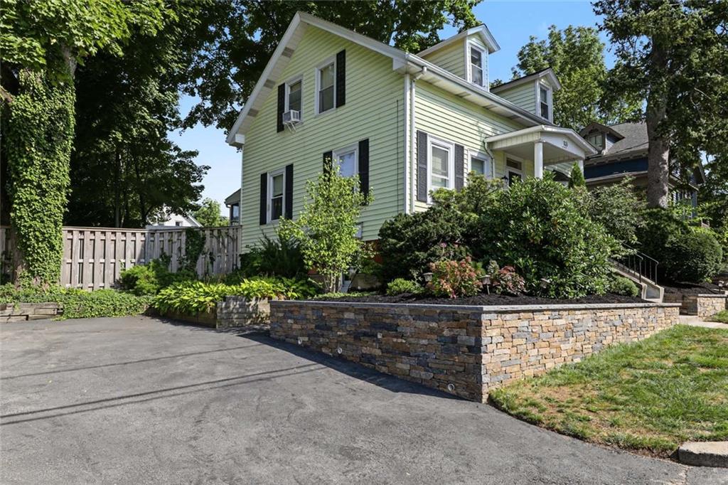 103 Lowden Street Property Photo 1