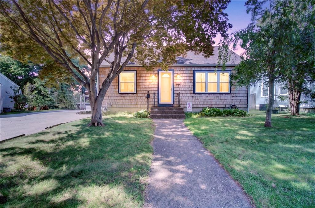 333 Maple Street Property Photo 1