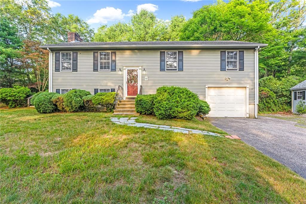 590 Shannock Road Property Photo 1