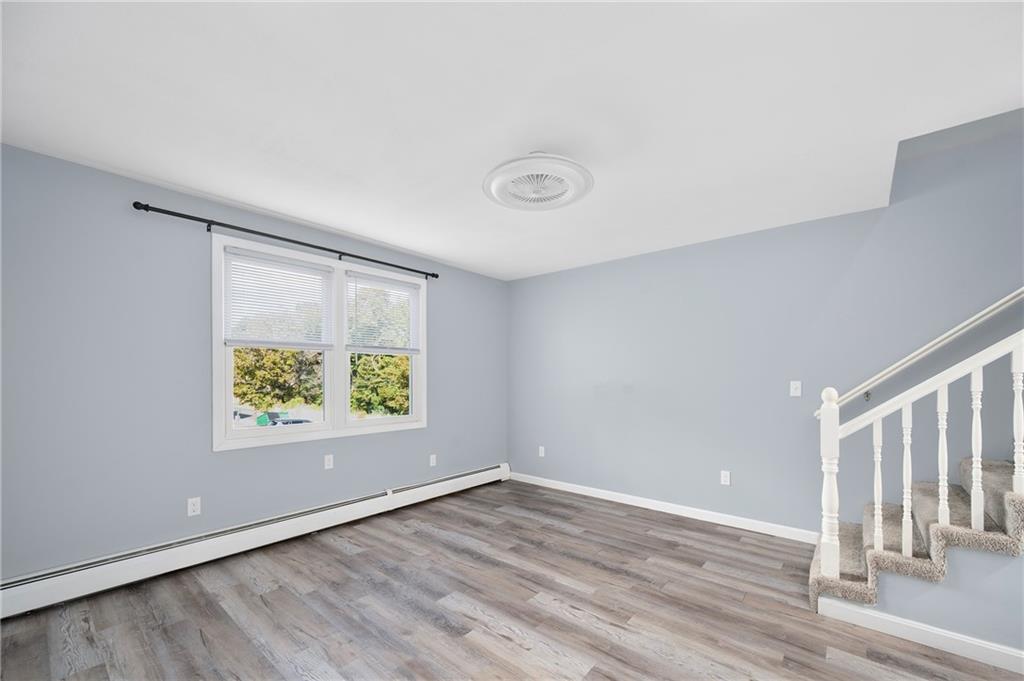 10 Burleigh Street Unit 3 Property Photo 12