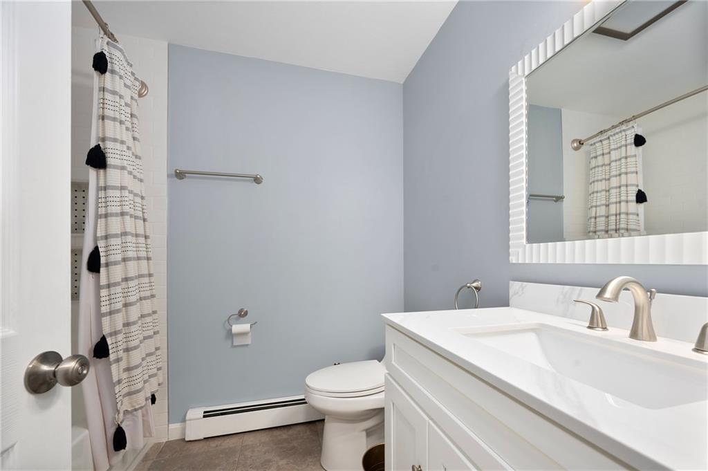 10 Burleigh Street Unit 3 Property Photo 14