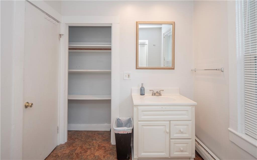 11 Young Street Unit 1 Property Photo 15