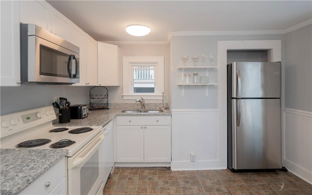 11 Young Street Unit 1 Property Photo 16