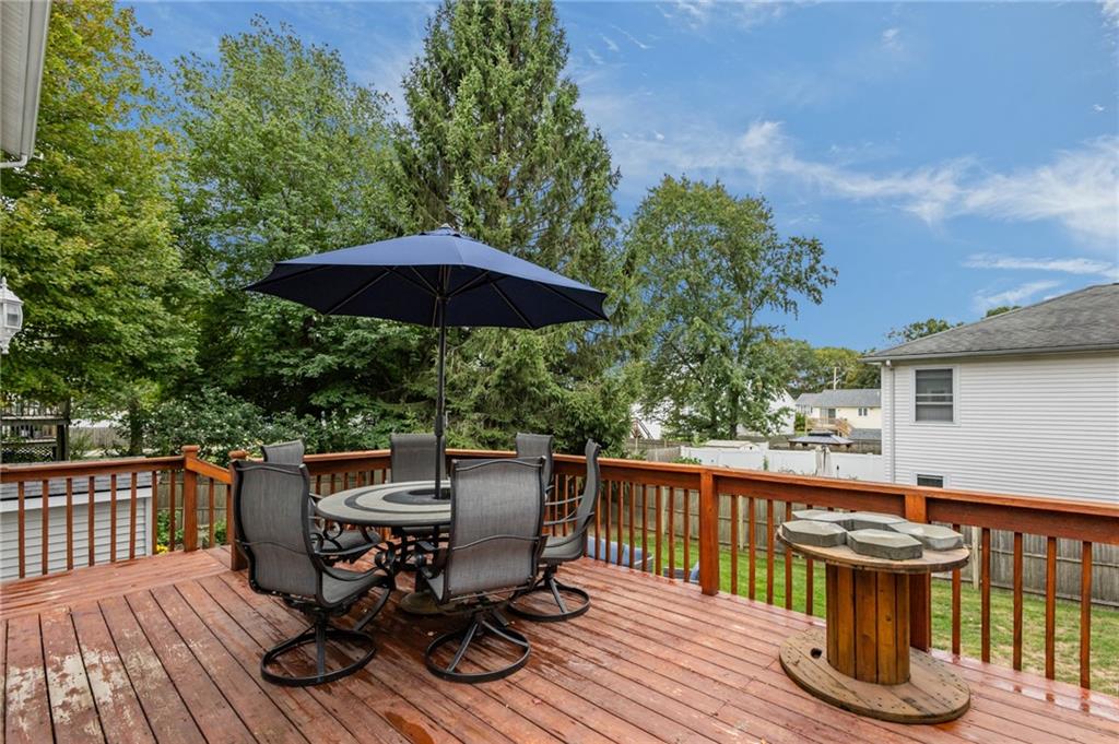 39 Whispering Pines Property Photo 12