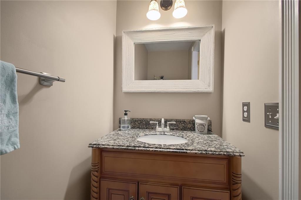 39 Whispering Pines Property Photo 21