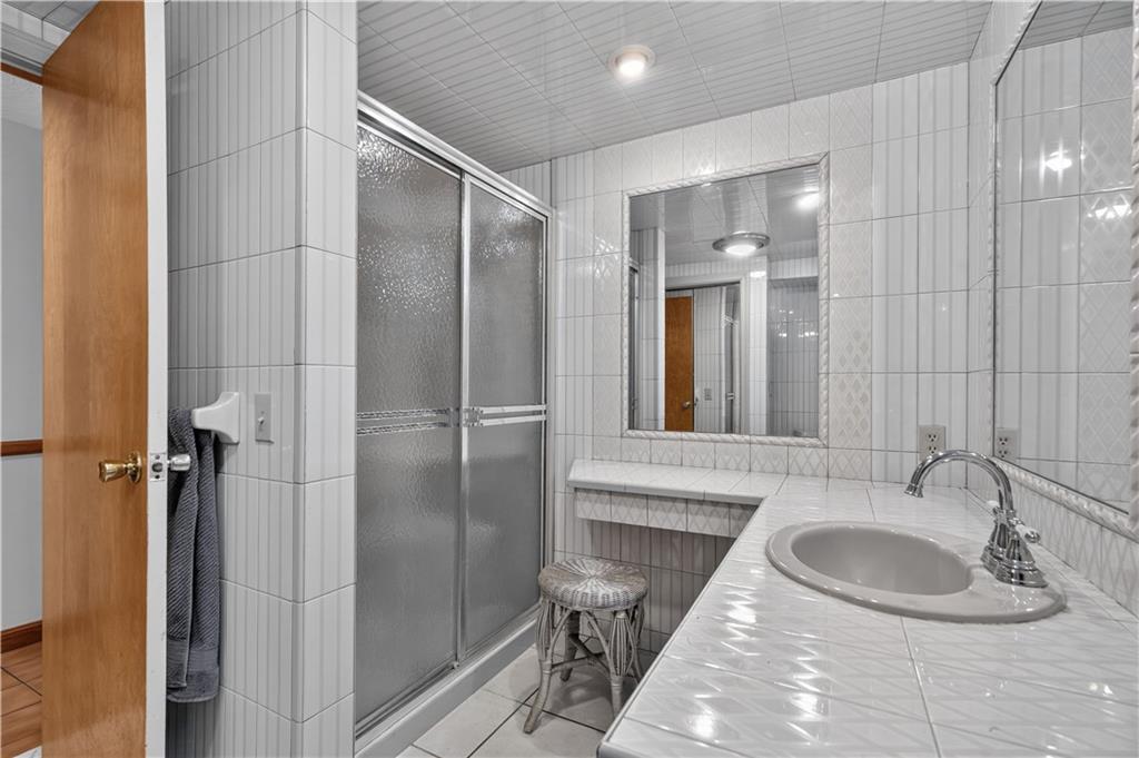 120 Homewood Avenue Property Photo 31