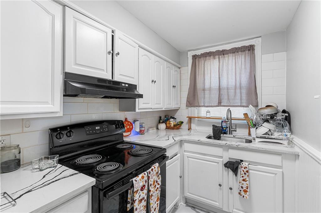 116 Webster Street Property Photo 10