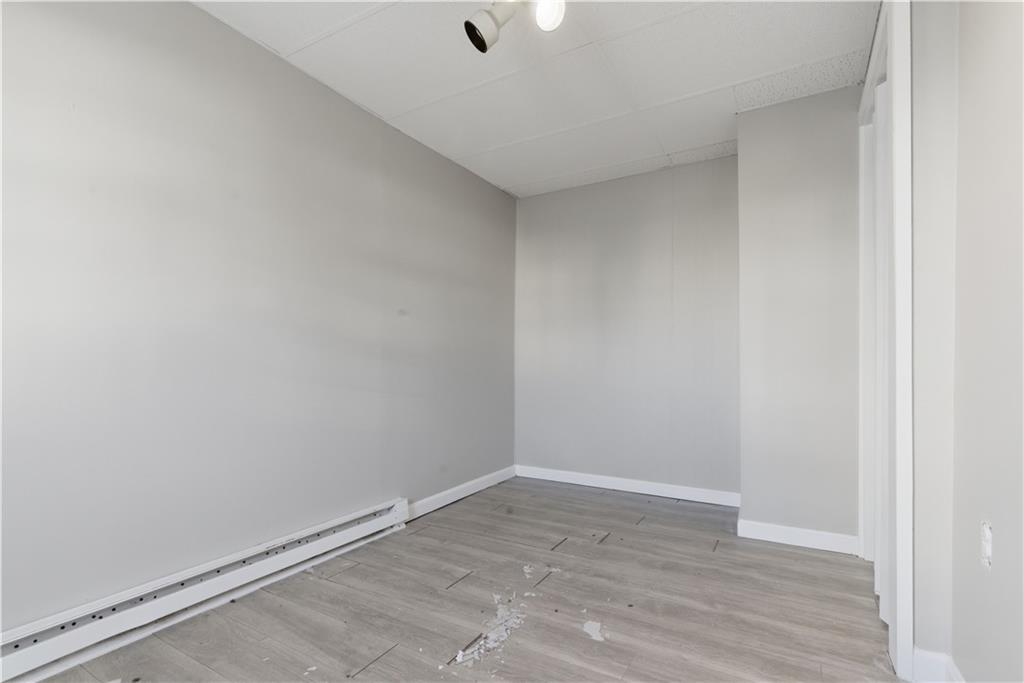 35 Gray Street Property Photo 16