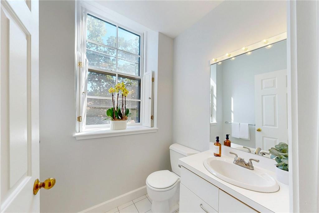 10 East Street Unit 8 Property Photo 14