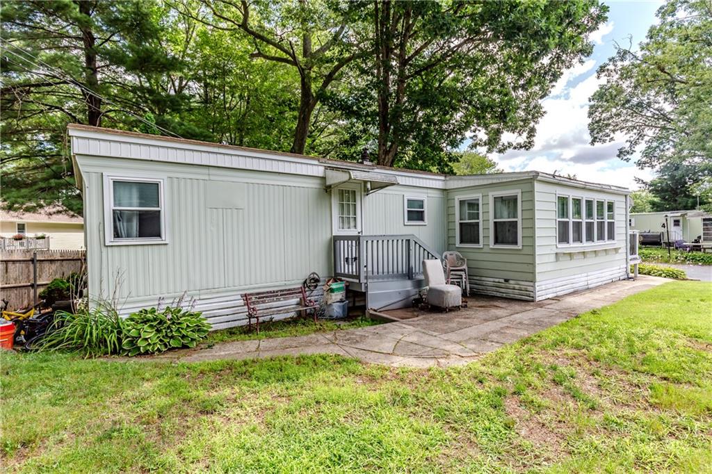 18 Helen Drive Property Photo 4