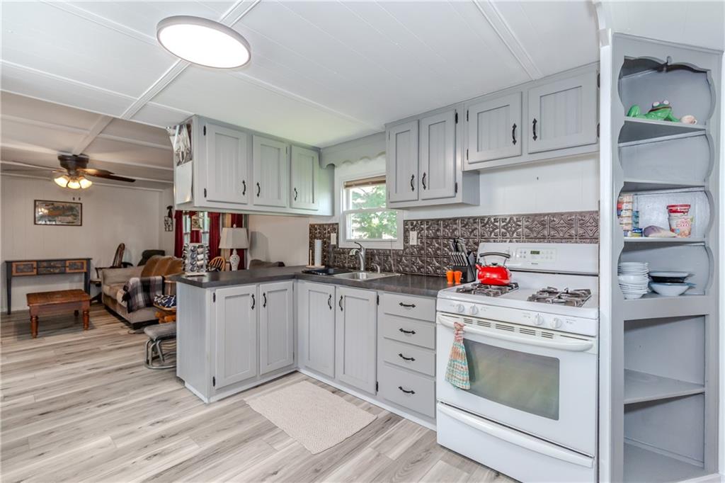 18 Helen Drive Property Photo 19