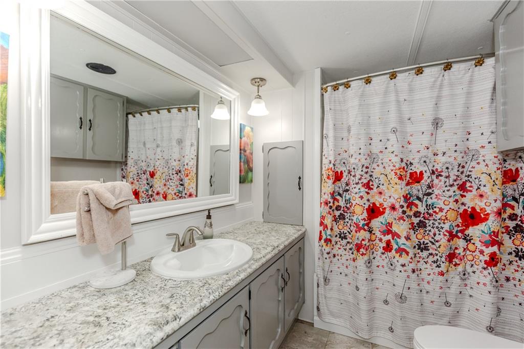 18 Helen Drive Property Photo 25