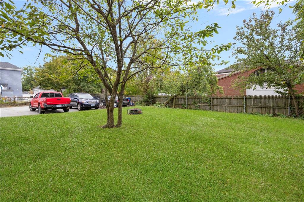 750 Dyer Avenue Property Photo 8