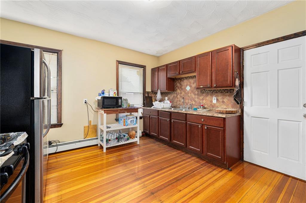 750 Dyer Avenue Property Photo 14
