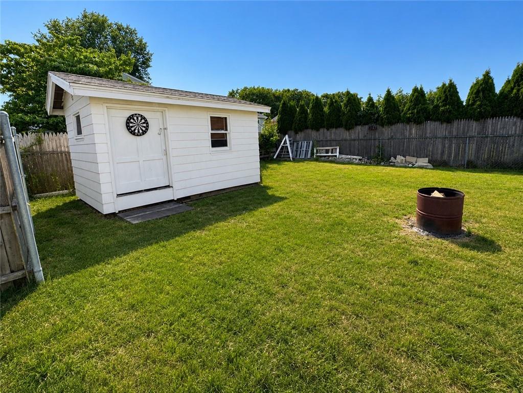 52 Tiffany Street Property Photo 41