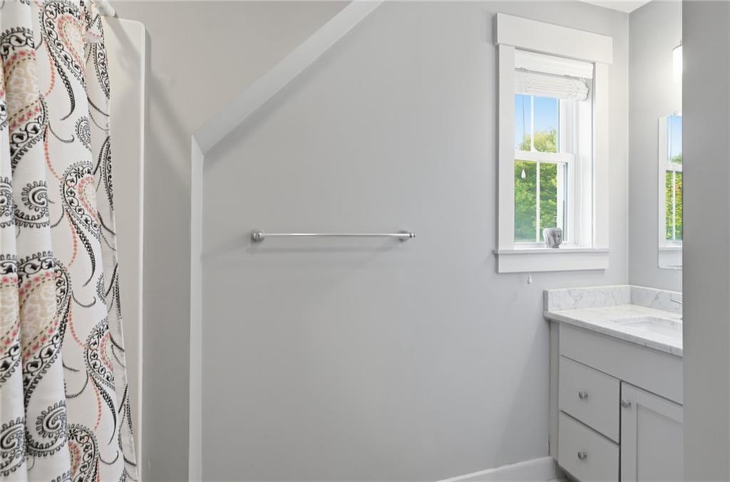 12 Park Avenue Unit 8 Property Photo 20