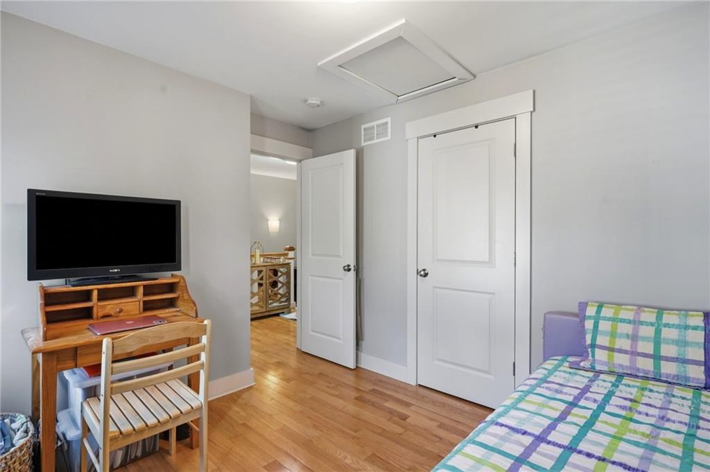 12 Park Avenue Unit 8 Property Photo 22