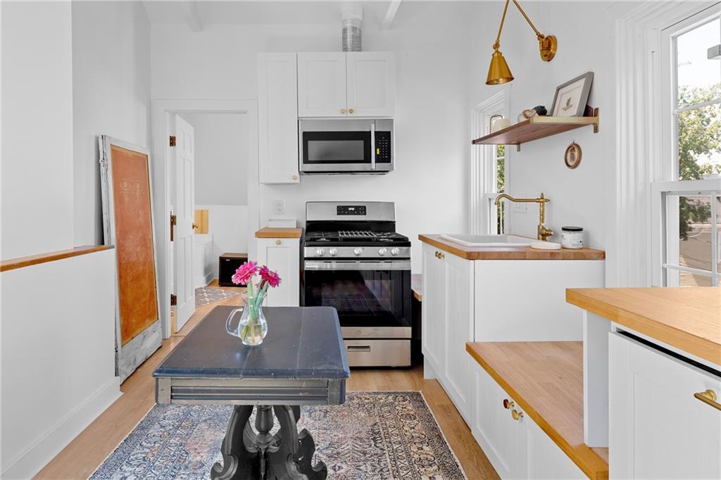 16 Sherman Street Property Photo 15