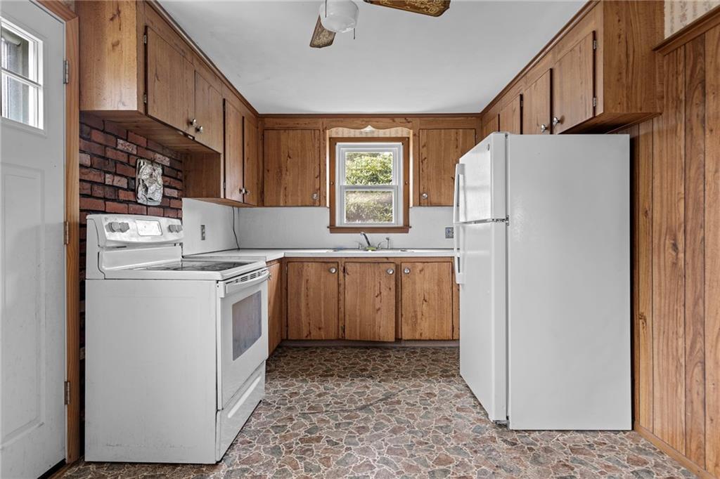 53 Fairgreen Drive Property Photo 8