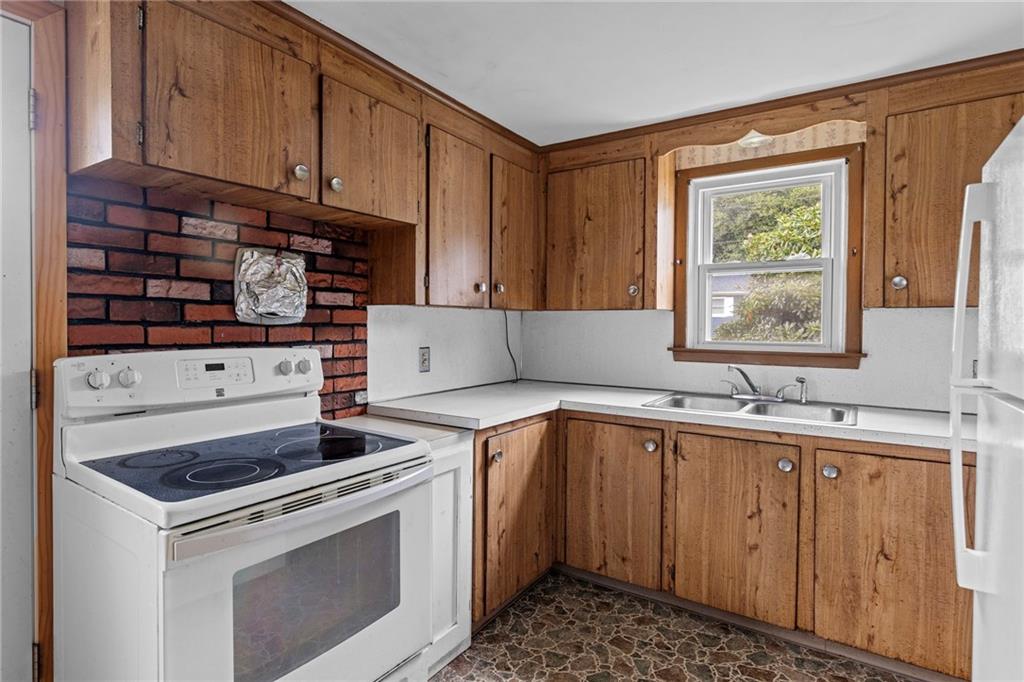 53 Fairgreen Drive Property Photo 9