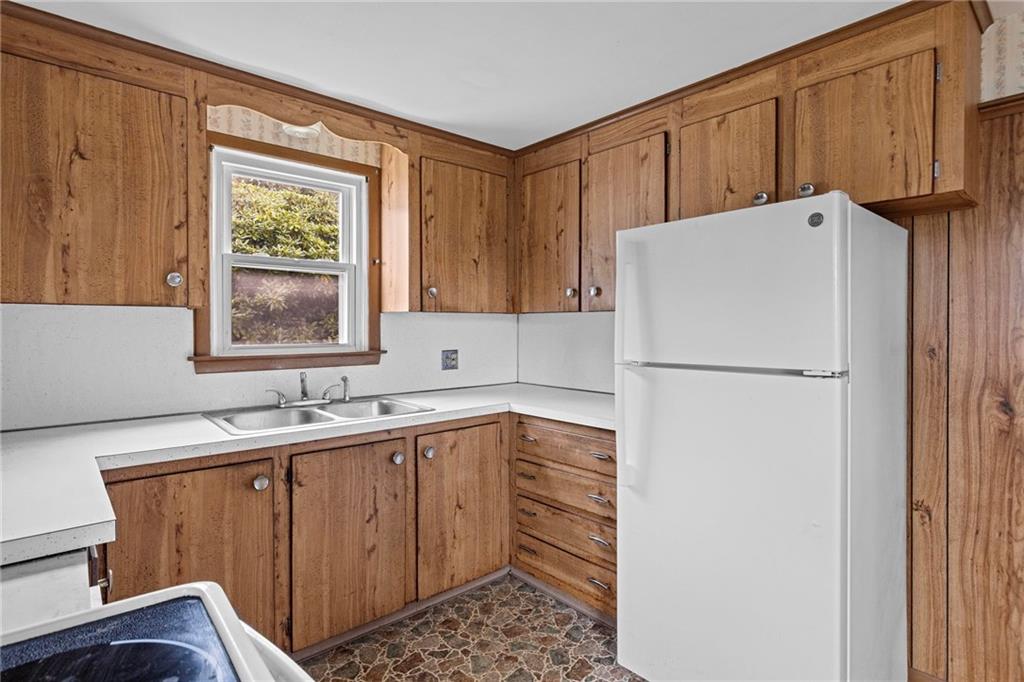 53 Fairgreen Drive Property Photo 11