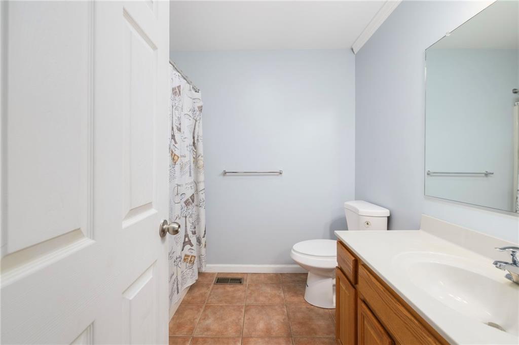 75 James Street Property Photo 20