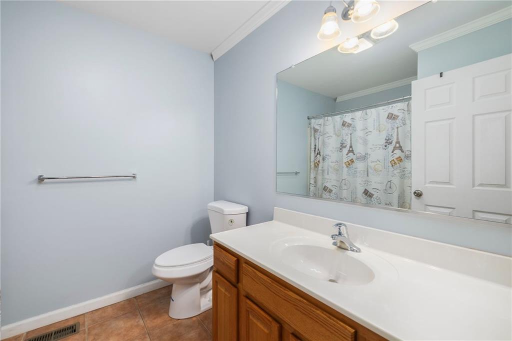 75 James Street Property Photo 21