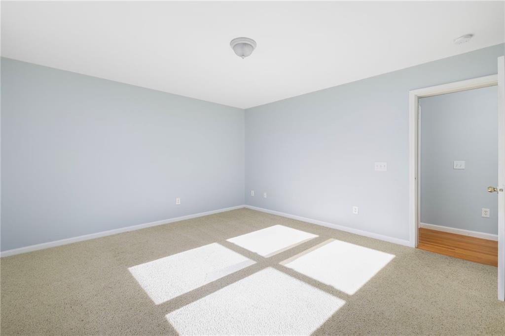 75 James Street Property Photo 23