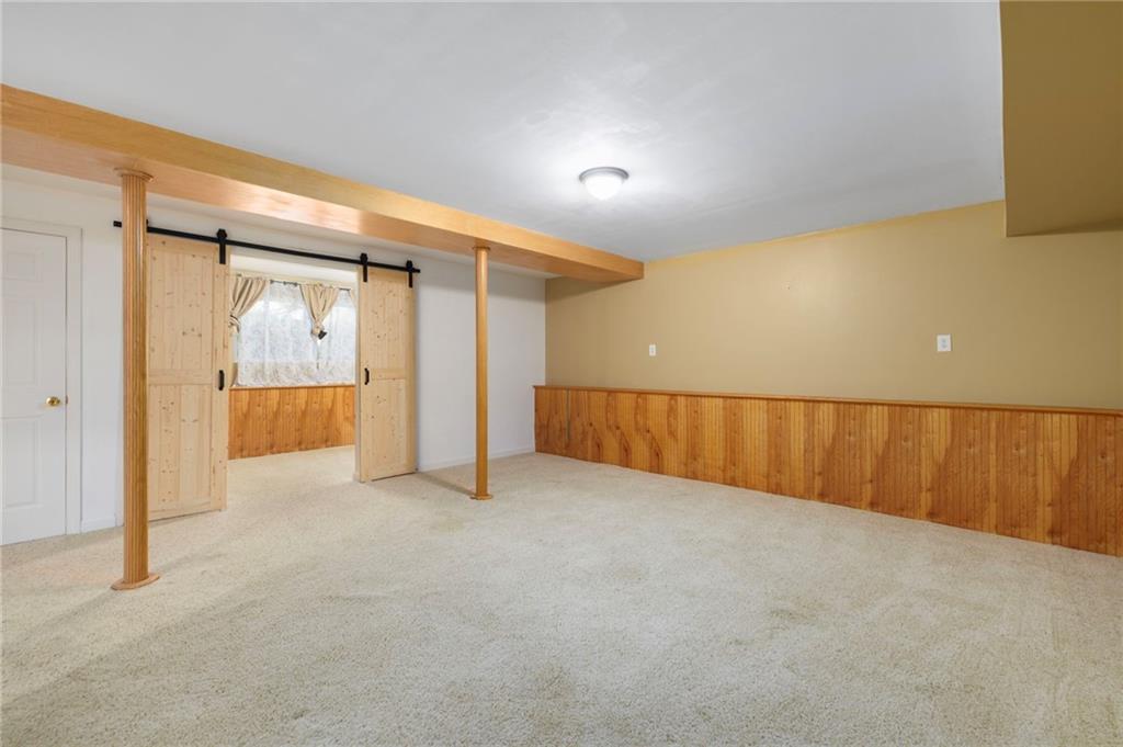 75 James Street Property Photo 33