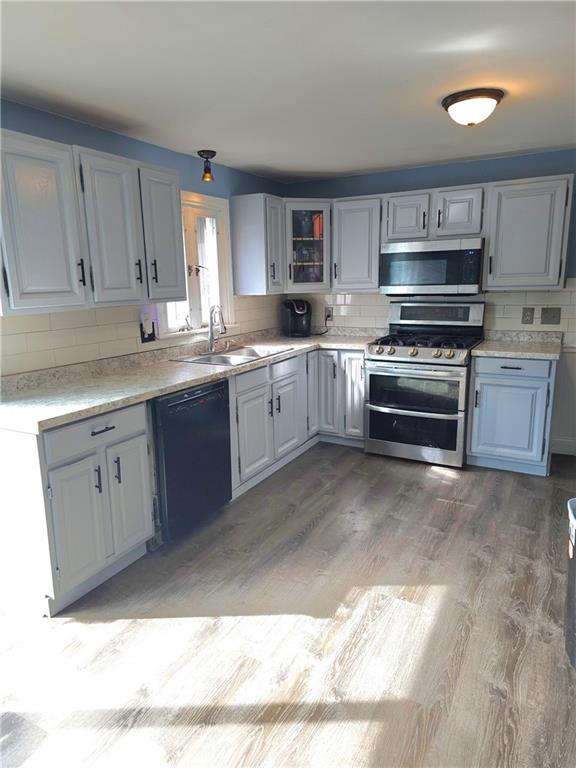 12 Navarre Street Property Photo 21