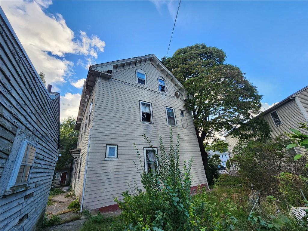 873 Douglas Avenue Property Photo 5