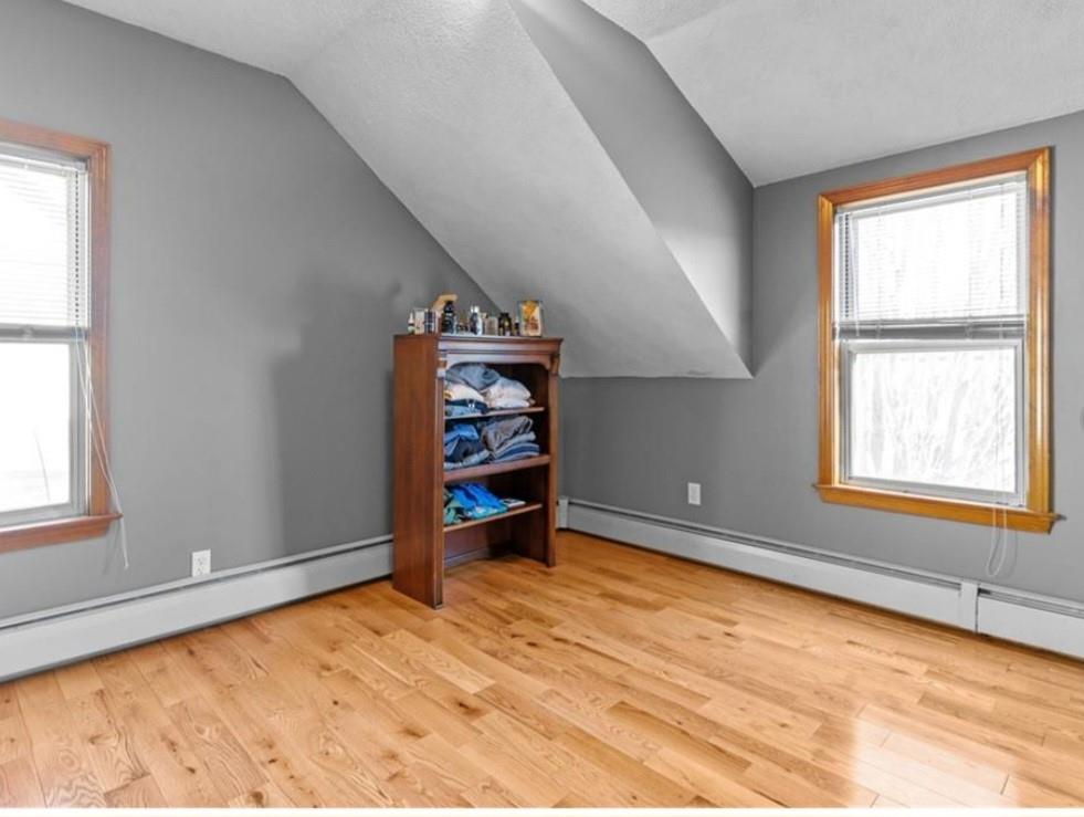 1022 Charles Street Property Photo 16