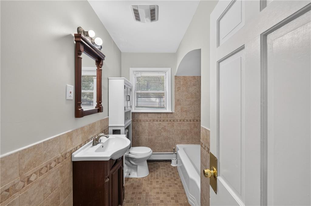 25 Zella Street Property Photo 10