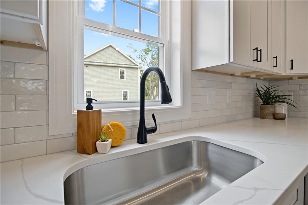 89 Croade Street Property Photo 10