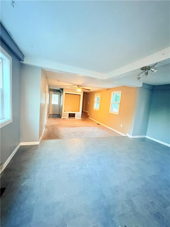 3 Miller Circle Property Photo 4