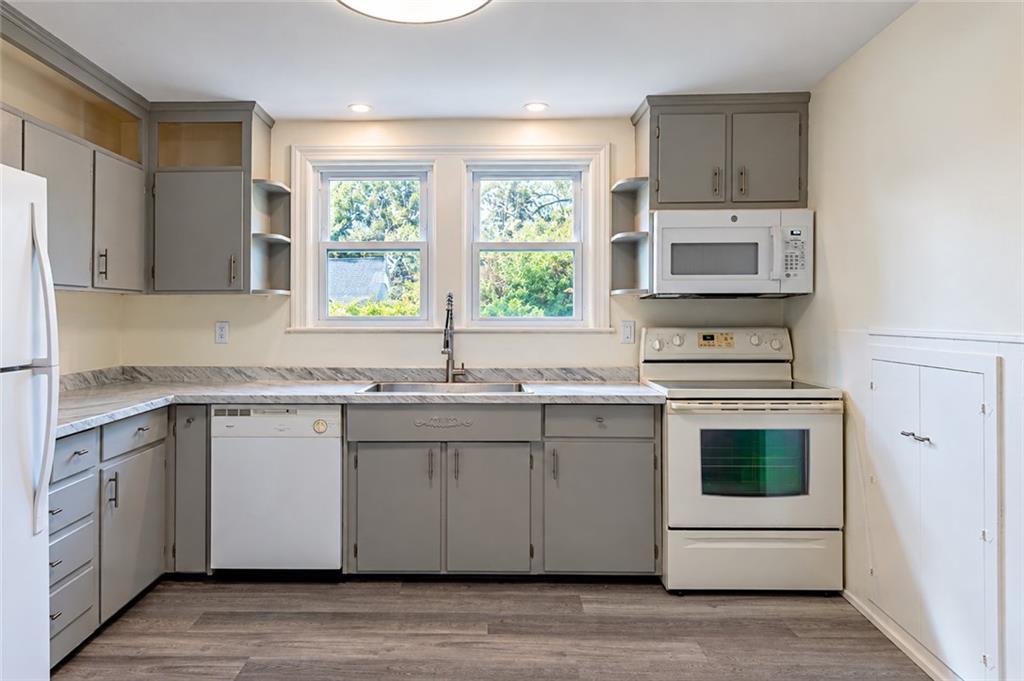 107 Fuller Street Property Photo 8