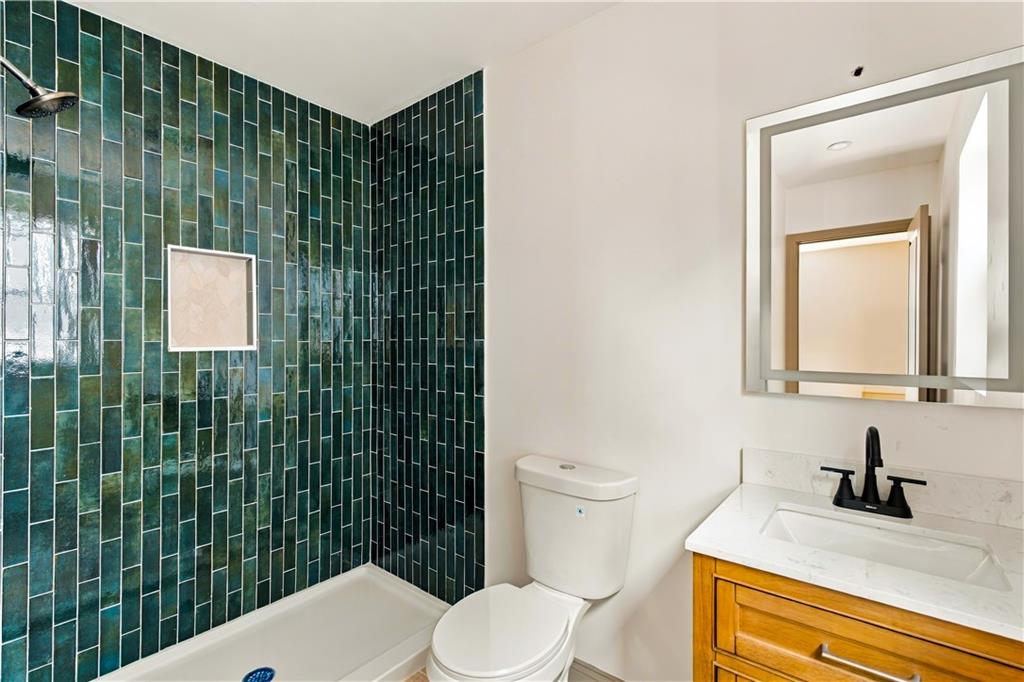 796 Atwells Avenue Property Photo 28