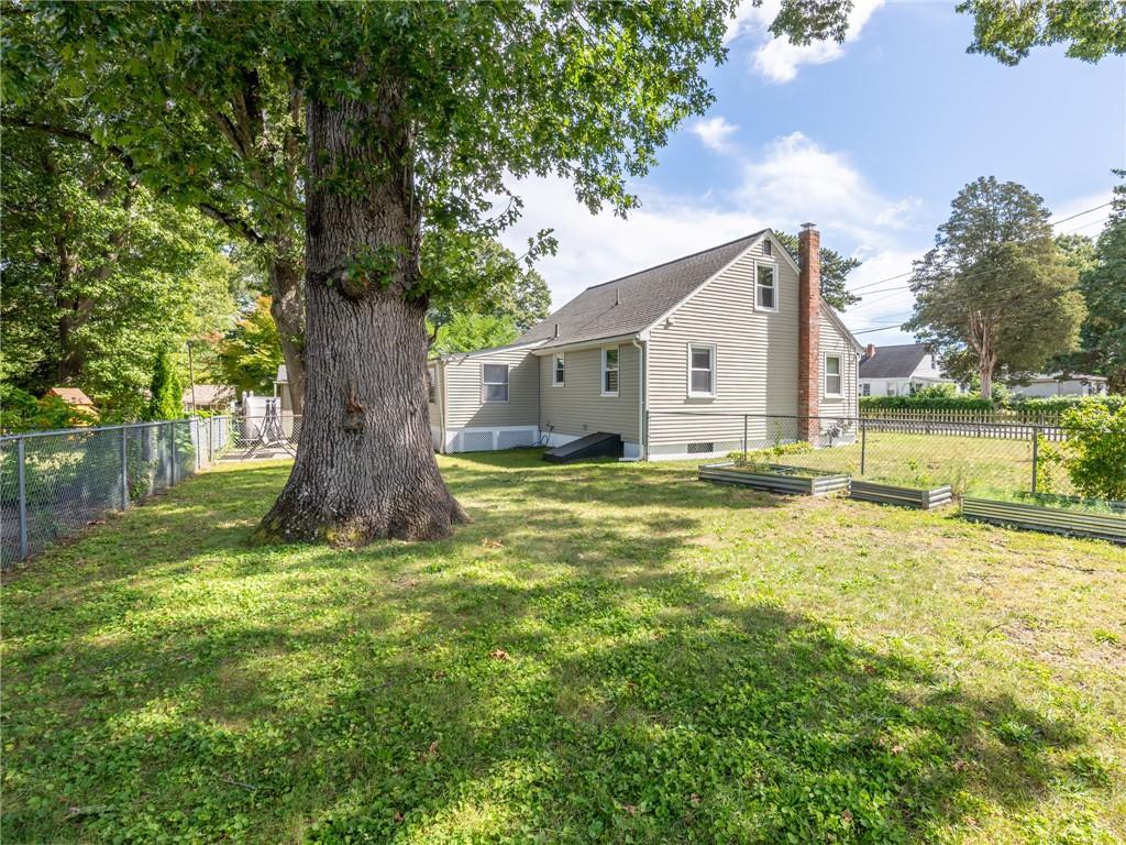 73 Salix Street Property Photo 24
