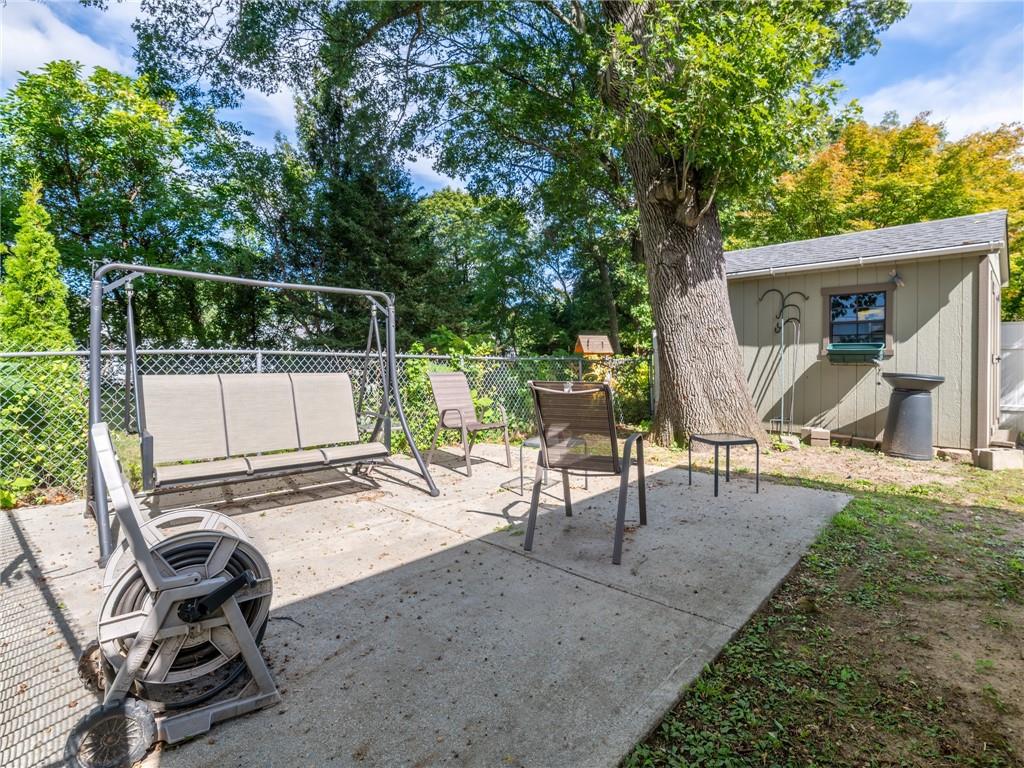 73 Salix Street Property Photo 25